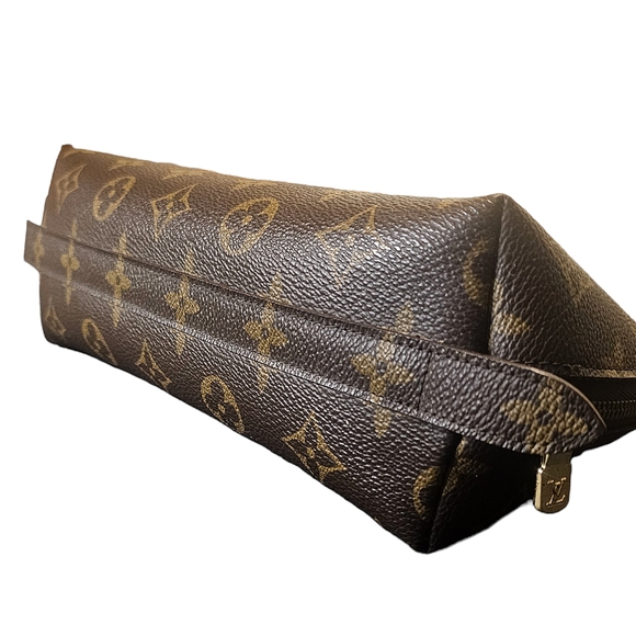 LOUIS VUITTON TROUSSE DEMI RONDE 23 BAG - Picture 6 of 12